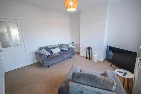 2 bedroom terraced house for sale, North Road, Clowne, Chesterfield, S43