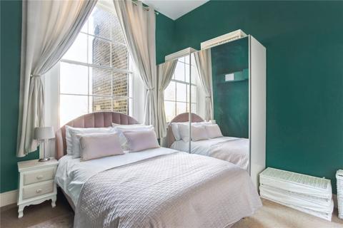 1 bedroom apartment for sale, Arundel Square, London, N7