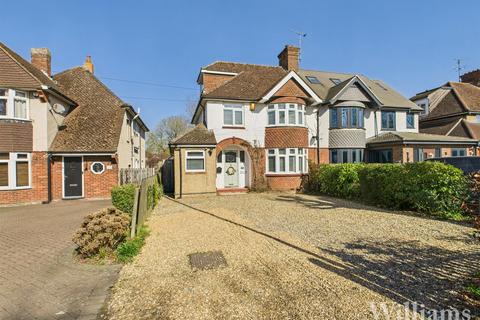 4 bedroom semi-detached house for sale, Tring Road, Aylesbury HP20