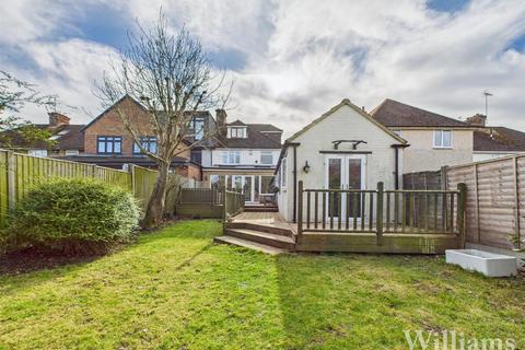 4 bedroom semi-detached house for sale, Tring Road, Aylesbury HP20