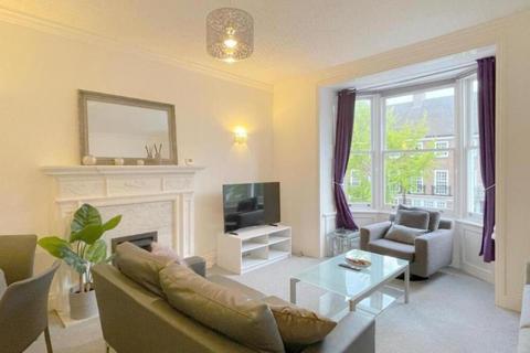 2 bedroom flat to rent, Gloucester Terrace, Paddington, London, W2