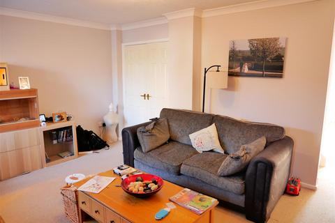 3 bedroom terraced house for sale, Park Close, Calne
