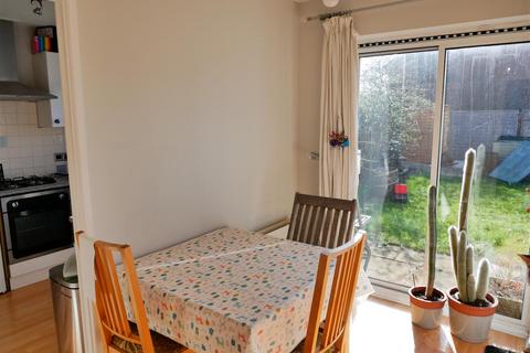 3 bedroom terraced house for sale, Park Close, Calne