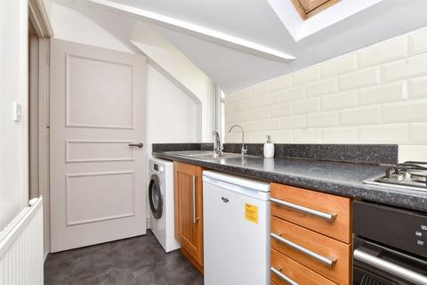 2 bedroom flat for sale, Clarendon Road, Wallington, Surrey