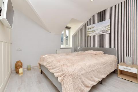 undefined, 29 Clarendon Road, Wallington SM6