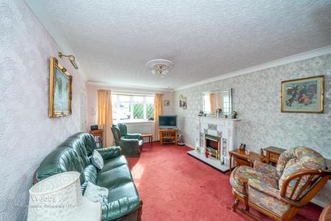 6 Berwyn Grove, Walsall, WS6 7DW