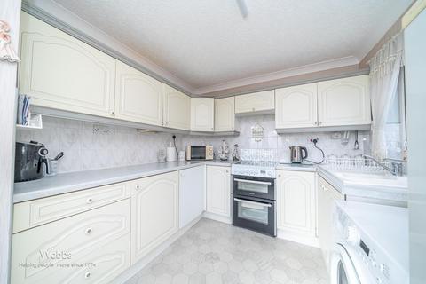 6 Berwyn Grove, Walsall, WS6 7DW