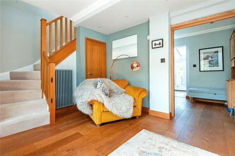 13 Henty Walk, London, SW15 5AG