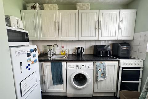 1 bedroom flat for sale, Falcon Close, Dunstable