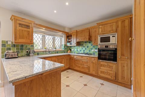 3 bedroom detached house for sale, Redlands Road, Sevenoaks, Kent, TN13