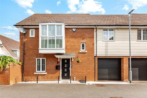 3 bedroom end of terrace house for sale, Ruby Link, Great Baddow, Essex, CM2
