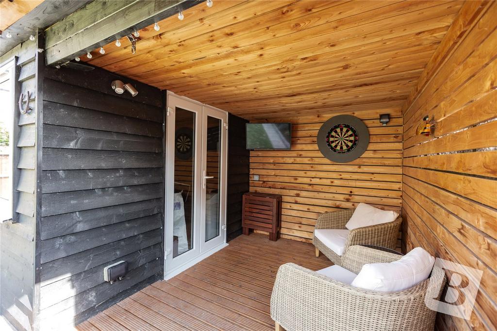Outbuilding