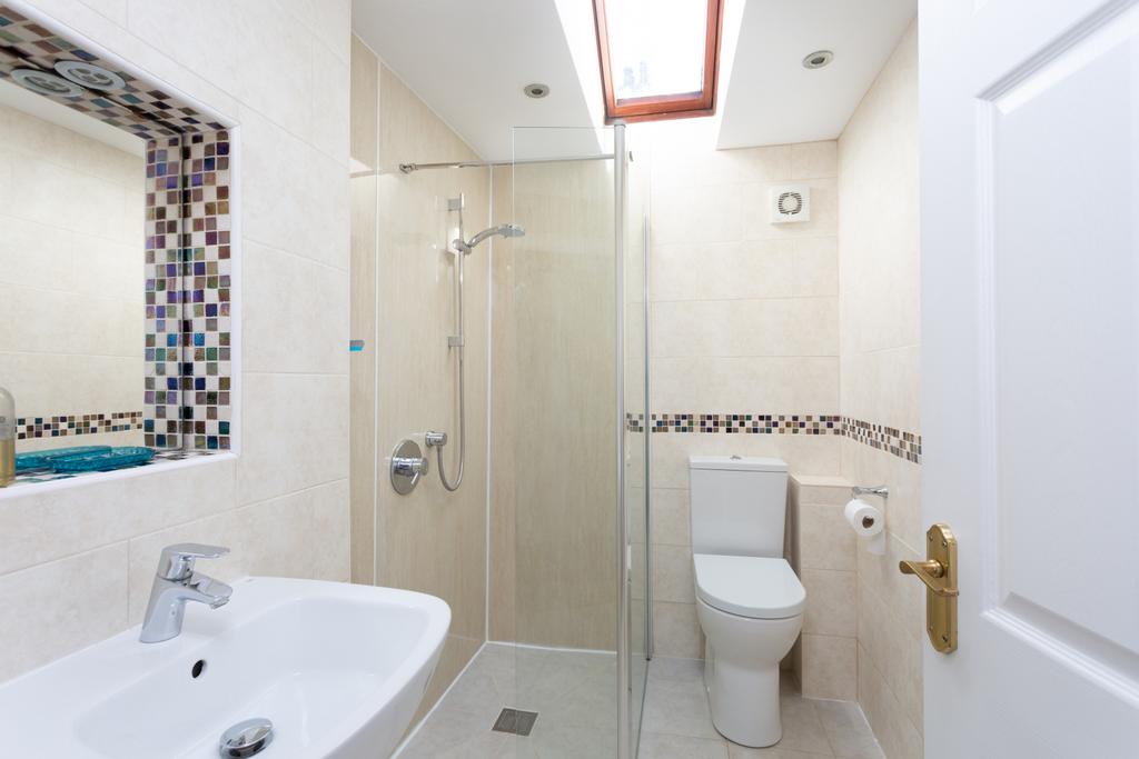 Annexe Bathroom