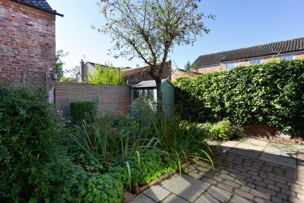 Annexe Garden