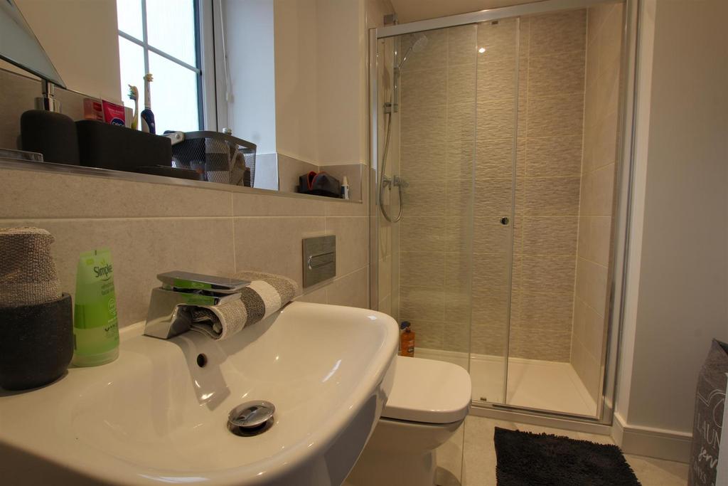 Img 8467-img 8469.jpg