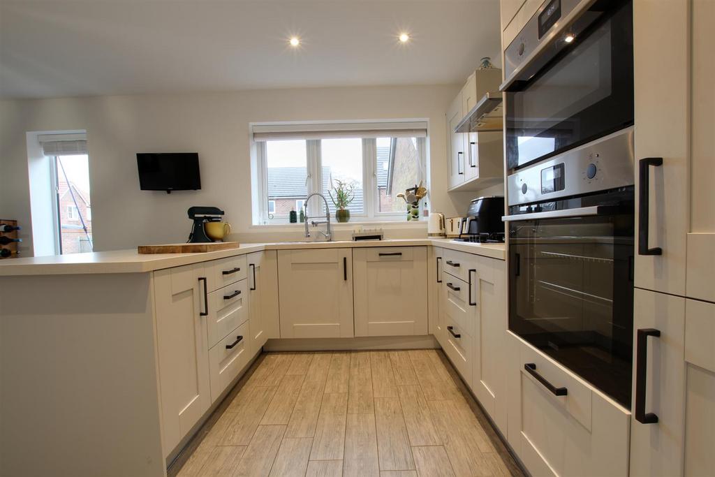 Img 8425-img 8427.jpg