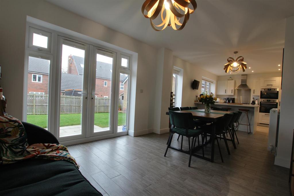 Img 8410-img 8412.jpg