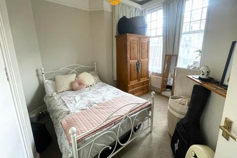 1 bedroom flat to rent, York Avenue, Hove, East Sussex