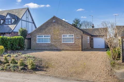 3 bedroom bungalow to rent, Main Street, Thurning, Peterborough