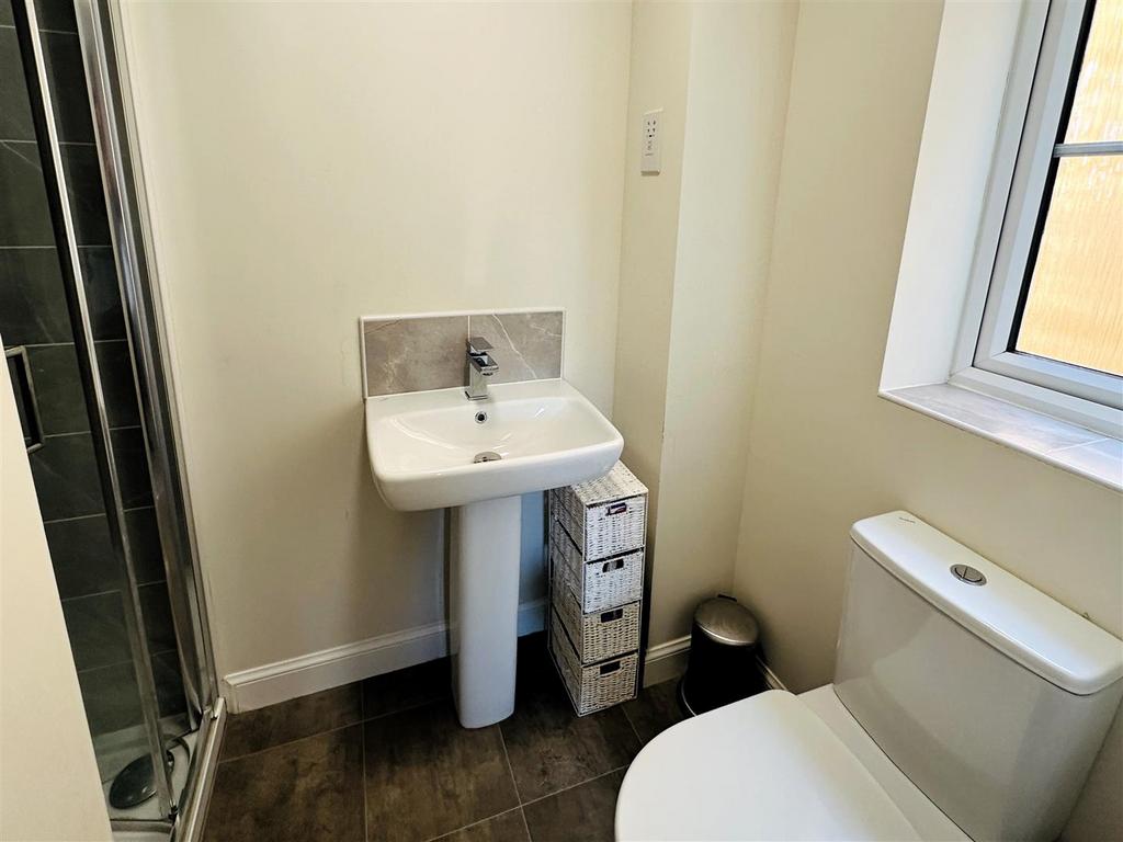 Ensuite.jpg
