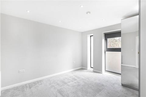 2 bedroom apartment to rent, Ilderton Road, London, SE16