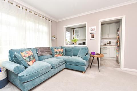 2 bedroom ground floor flat for sale, Epsom Road, Leatherhead, Surrey