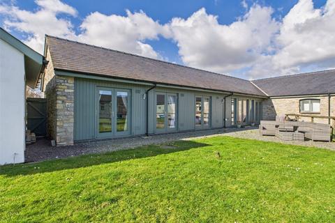 3 bedroom barn conversion for sale, Bishton Road, Bishton, Newport, NP18