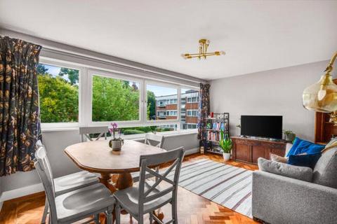 2 bedroom apartment for sale, Charmouth Court, Kings Road, Richmond, TW10