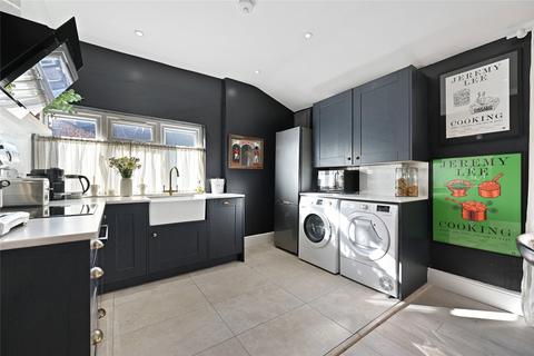81a Adelaide Grove, London, W12 0JX