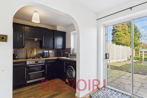 15 Batkin Close, Stoke-on-trent, ST6 6QL