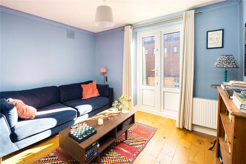 2 bedroom flat to rent, Mount Pleasant Lane, London, E5