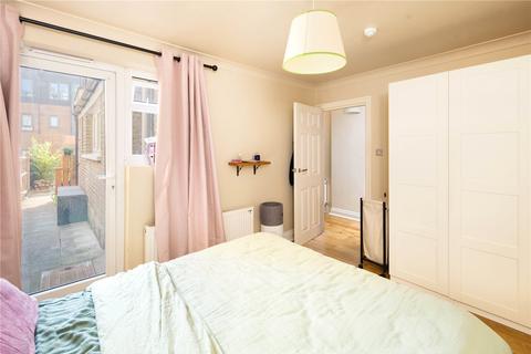 2 bedroom flat to rent, Mount Pleasant Lane, London, E5