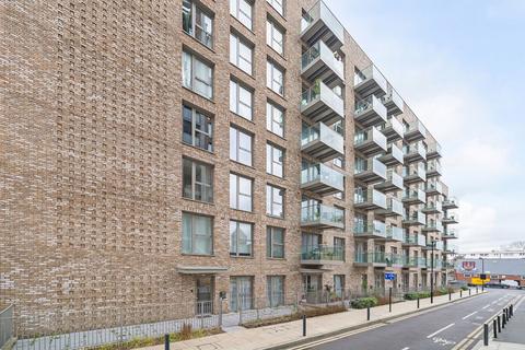 3 bedroom apartment for sale, London E13