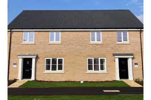 4 bedroom semi-detached house for sale, Plot 84, The Cedar at Briarswood, Mendham Lane IP20