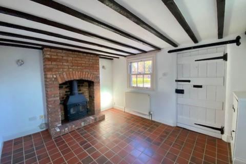 2 bedroom cottage to rent, Worlds End Lane, Aylesbury HP22