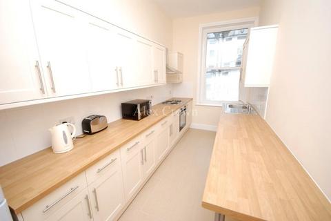 House share to rent, St Mark Rise, Dalston