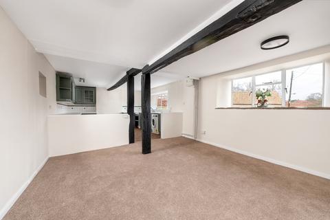5 Castle Gate, Castle Bytham, Grantham, NG33 4RU