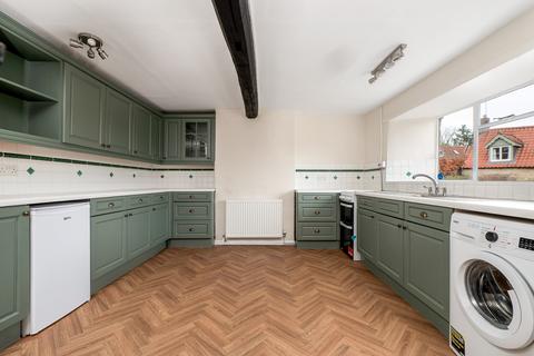 5 Castle Gate, Castle Bytham, Grantham, NG33 4RU