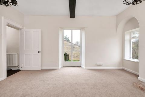 5 Castle Gate, Castle Bytham, Grantham, NG33 4RU