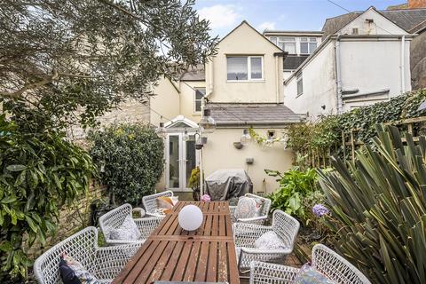 3 bedroom terraced house for sale, High Street, Fortuneswell, Portland