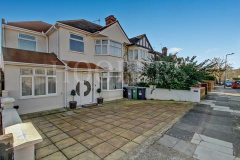 4 bedroom semi-detached house to rent, Dollis Hill Avenue, London, NW2