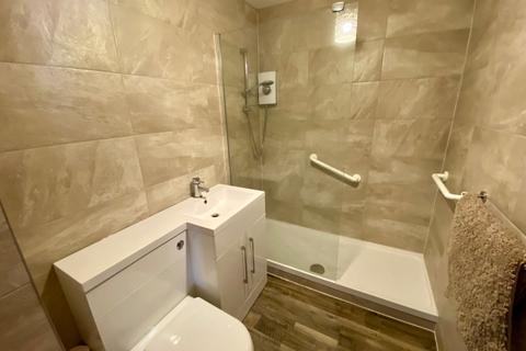 1 bedroom flat for sale, Churchfields, Fagley, Bradford, BD2