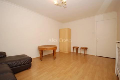 3 bedroom flat to rent, Sussex Way, Archway