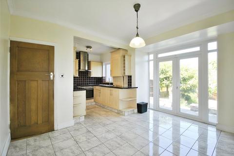 25 Clayhill Crescent, London, SE9 4JA