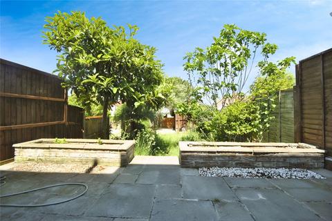 25 Clayhill Crescent, London, SE9 4JA