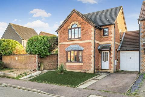 3 bedroom link detached house to rent, Bishops Road, Bedford