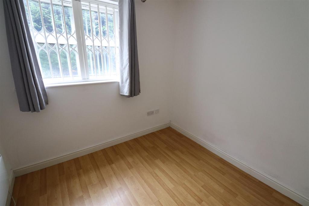 Single Bedroom