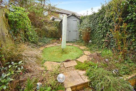 25 Canon Way, Exeter, EX2 8FP