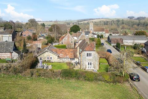 3 bedroom detached house for sale, South Street, Salisbury SP2