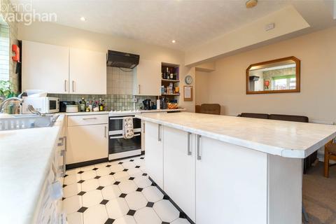 4 bedroom terraced house to rent, St Pauls Street, East Sussex BN2